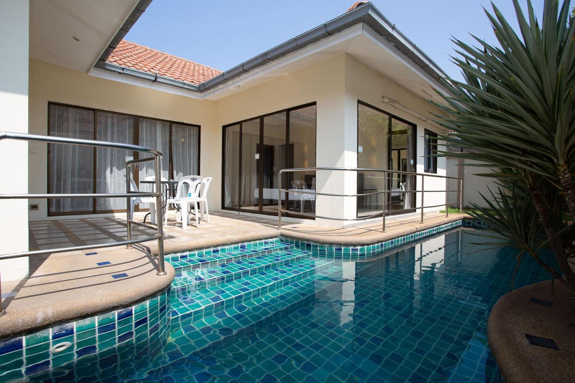 Avoca Pool Villas Pattaya Quarto foto